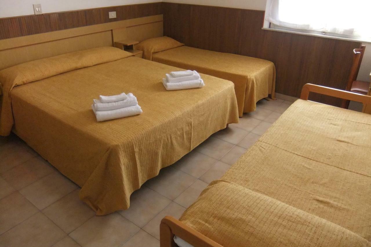 Albergo Villalma Rimini Exteriör bild