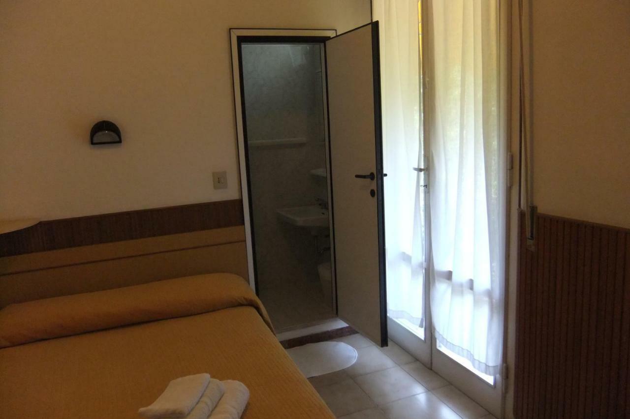 Albergo Villalma Rimini Exteriör bild