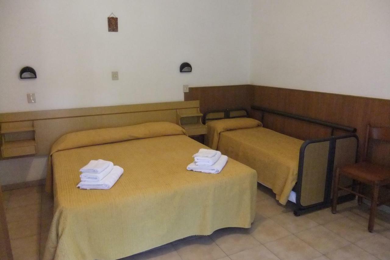 Albergo Villalma Rimini Exteriör bild