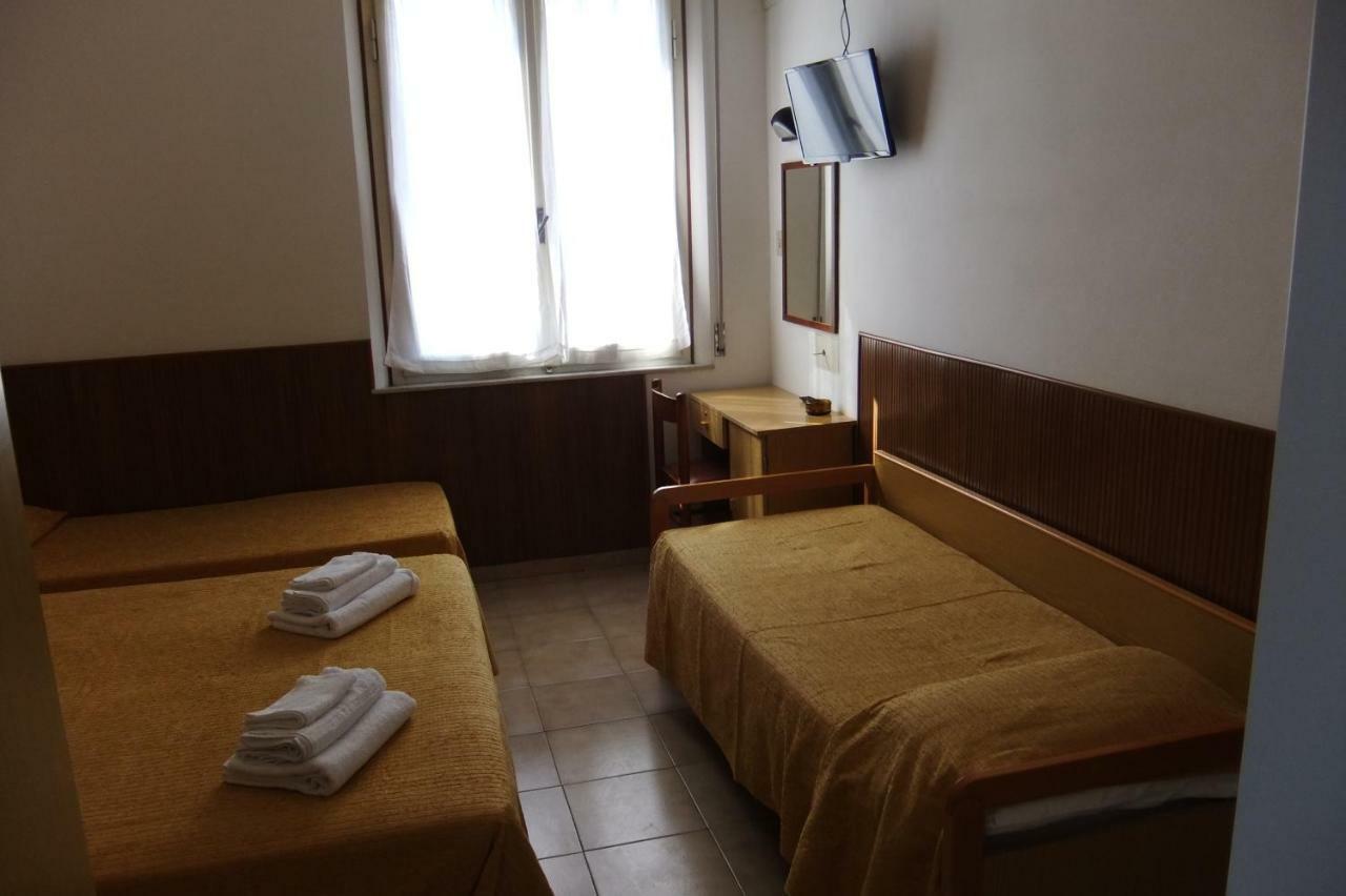 Albergo Villalma Rimini Exteriör bild