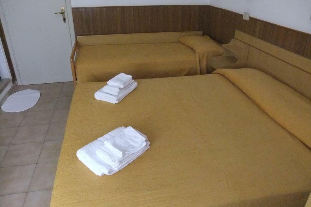Albergo Villalma Rimini Exteriör bild